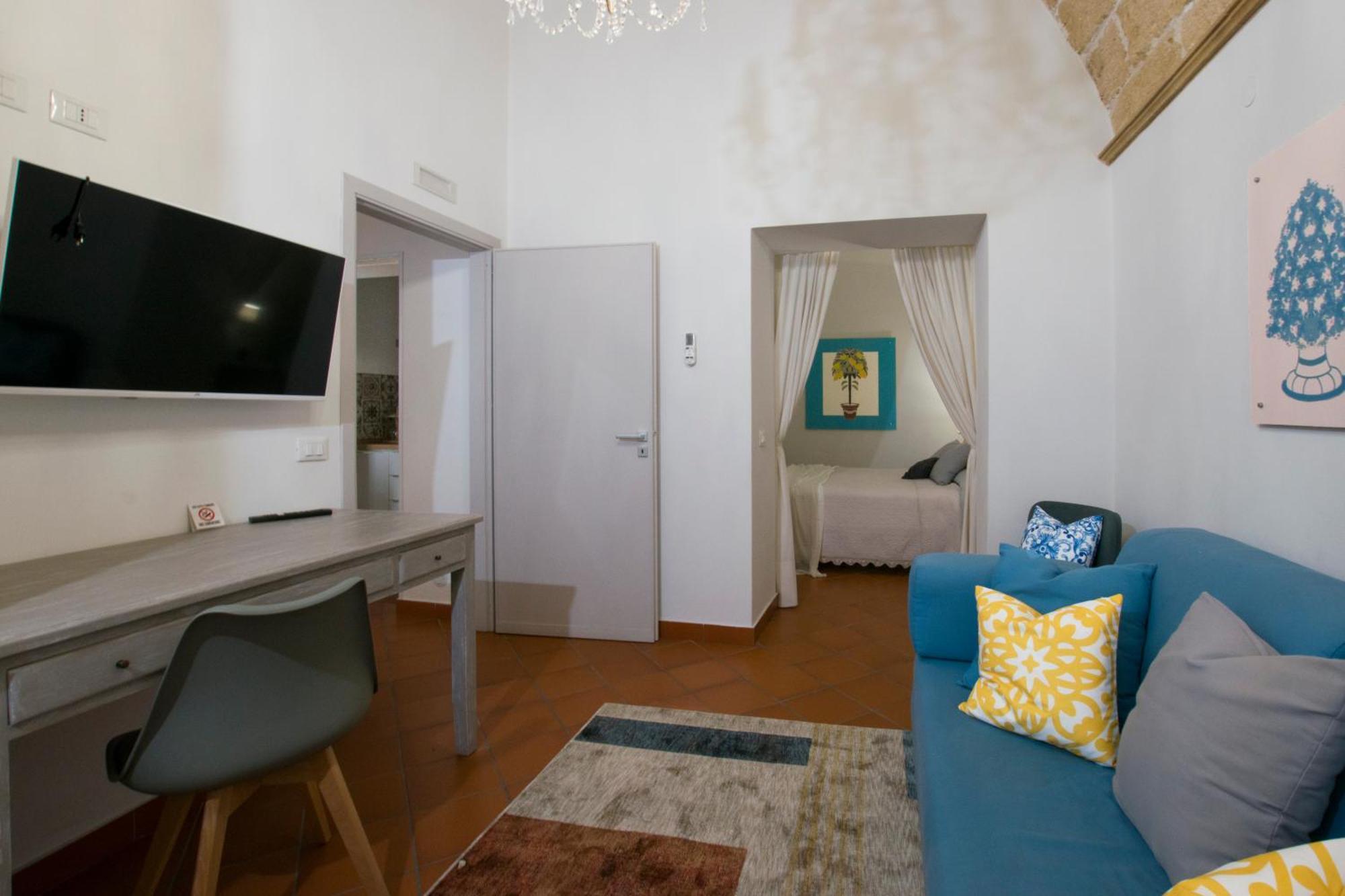 Capo Rama Suites & Rooms แตร์ราซีนี ภายนอก รูปภาพ